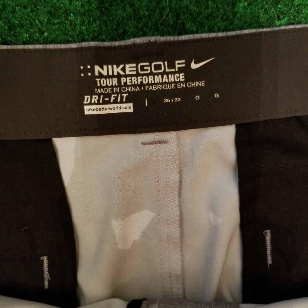 Nike "Tour Performance" Golf Pants